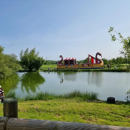 Kemp Mobil-home 2023 Rapidhome Panorama 3 6 Velos Lave-vaisselle 2 Piscines Couvertes Litteau